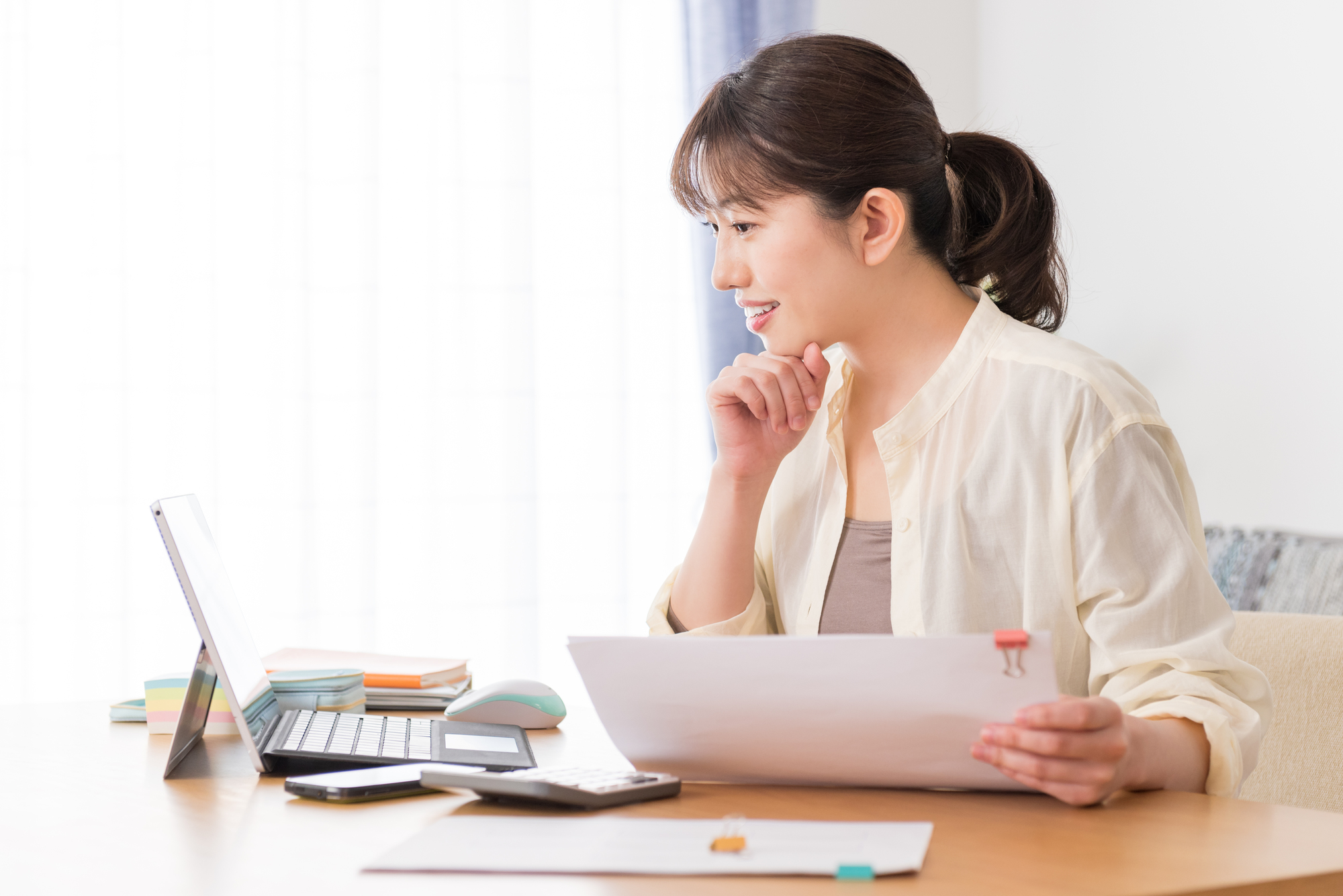 仕事をしている女性